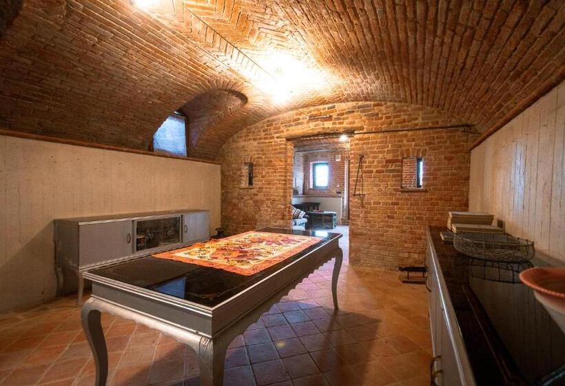 B&b Lanterna Delle Fate Cascina Piemontese And Pool For Exclusive Use