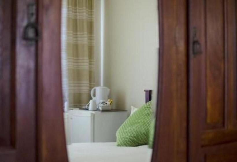 Melkbosstrand Bed And Breakfast