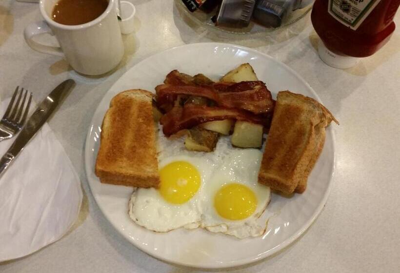 فندق على الطريق Wild Rose Country Inn