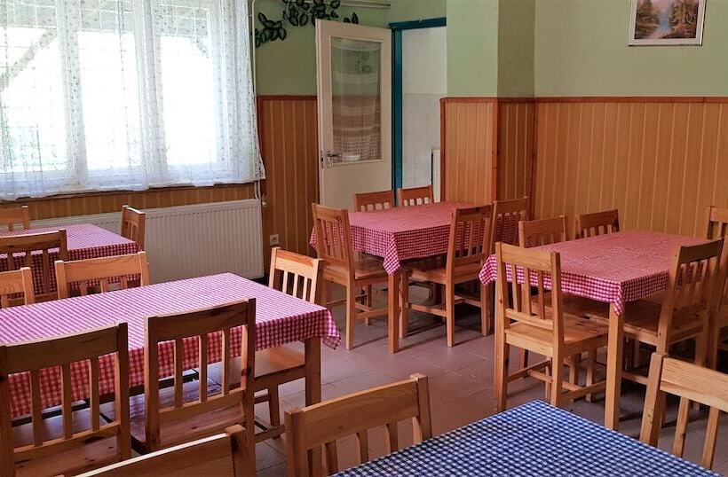 Muskátli Vendégház   Hostel