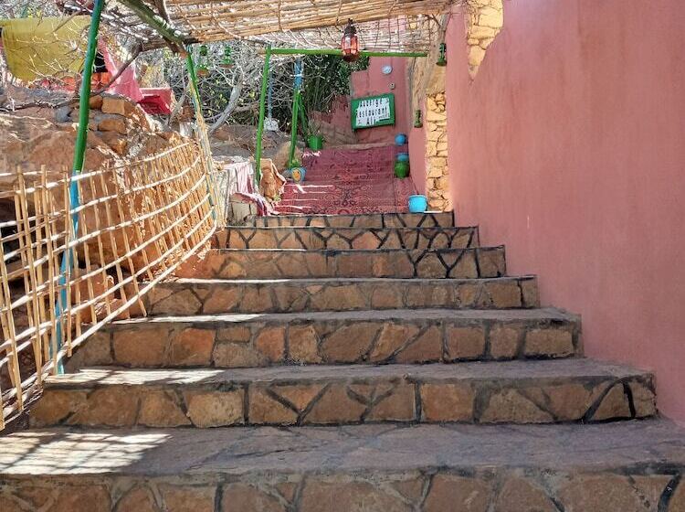 ペンション Auberge Ali