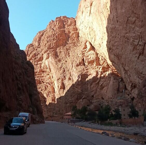 ペンション Auberge Ali