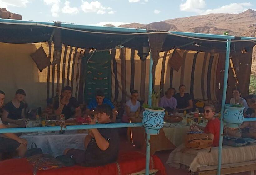 ペンション Auberge Ali