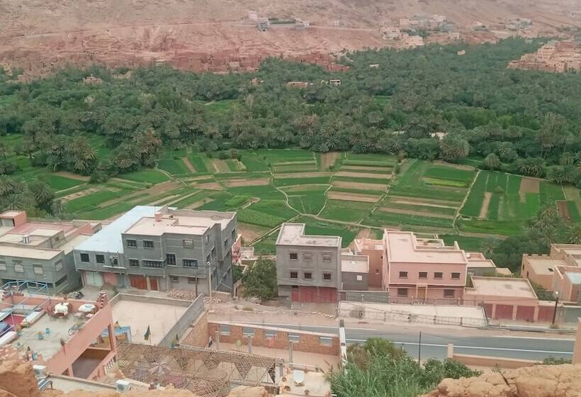 ペンション Auberge Ali