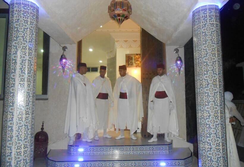 پانسیون Auberge Redaland