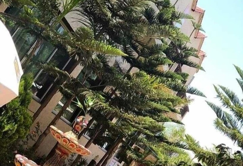 پانسیون Auberge Redaland