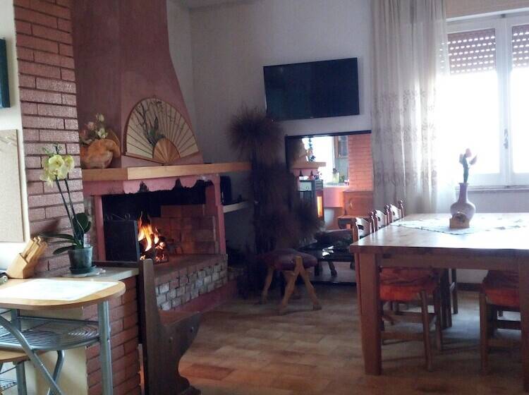 بنسيون B&b Fabra Casa Mia E Non Solo