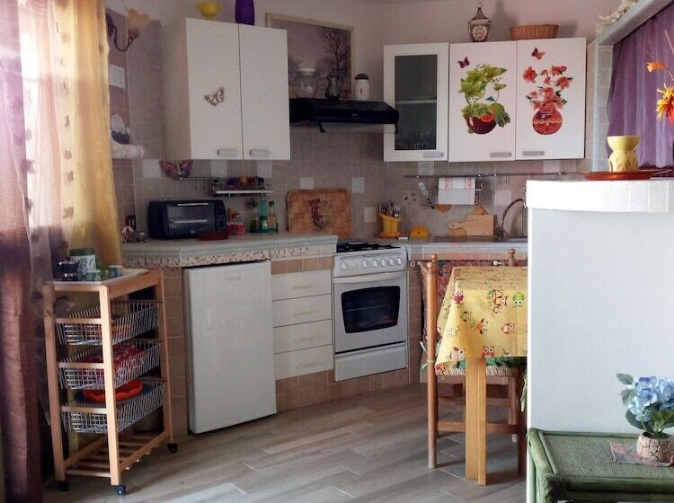 펜션 B&b Fabra Casa Mia E Non Solo