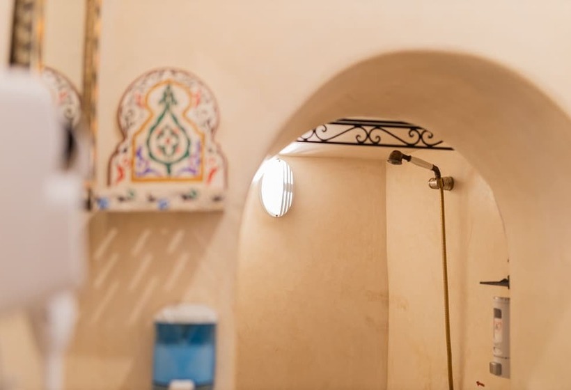 پانسیون Casa Sabila