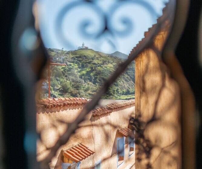 پانسیون Casa Sabila