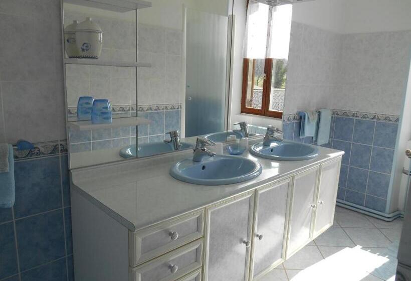 פנסיון Chez Nathalie Et Jean Claude