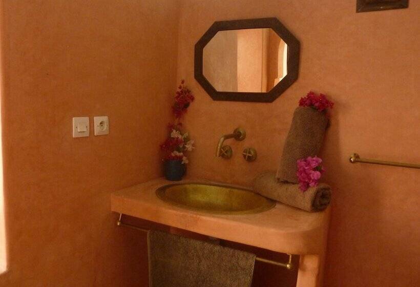 پانسیون Dar Tougga