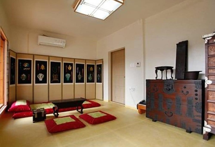 بنسيون Gwiae Traditional House