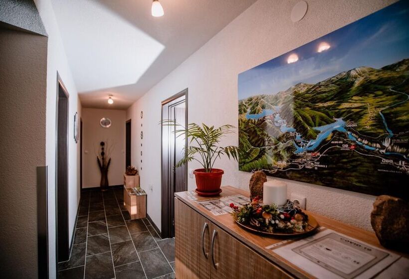 펜션 House Karakas