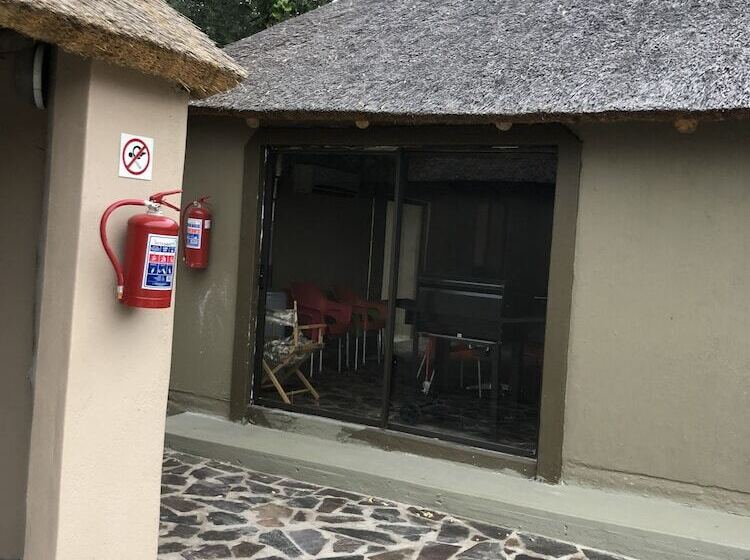 פנסיון Lapeng Lehae Lodge