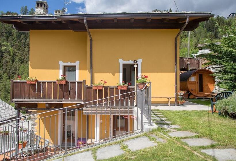 بنسيون Lo Verdzé Di Torgnon