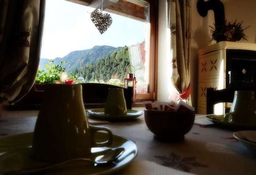 بنسيون Lo Verdzé Di Torgnon