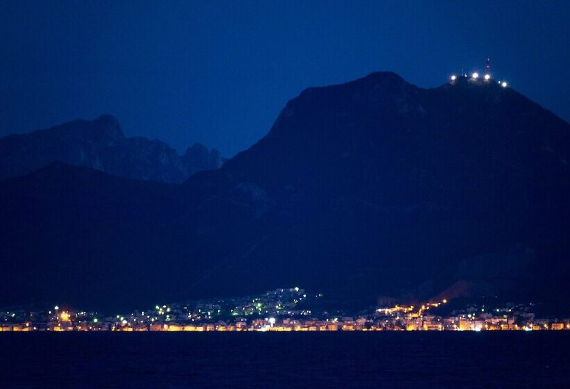 پانسیون Maison Dedine   Adults Only