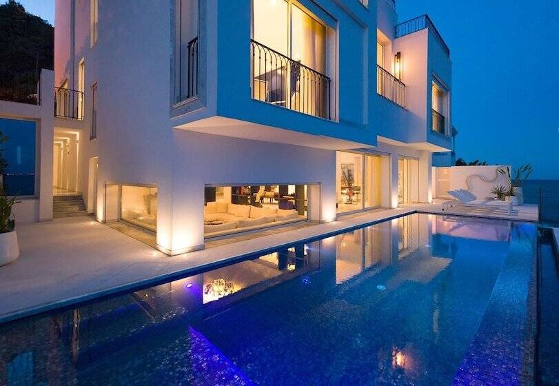 پانسیون Maison Dedine   Adults Only