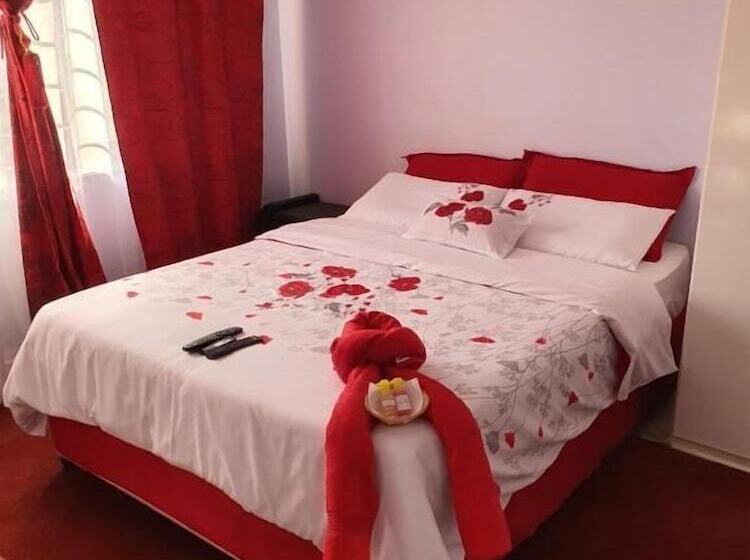 膳宿费 Naomi's Place