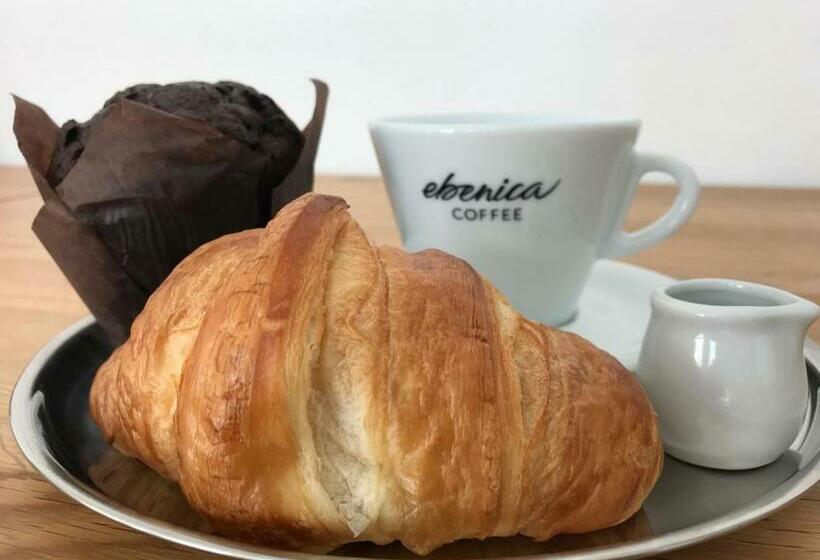 پانسیون Penzion Holiday