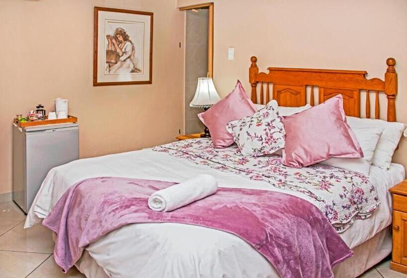 פנסיון Villa Le View Guesthouse