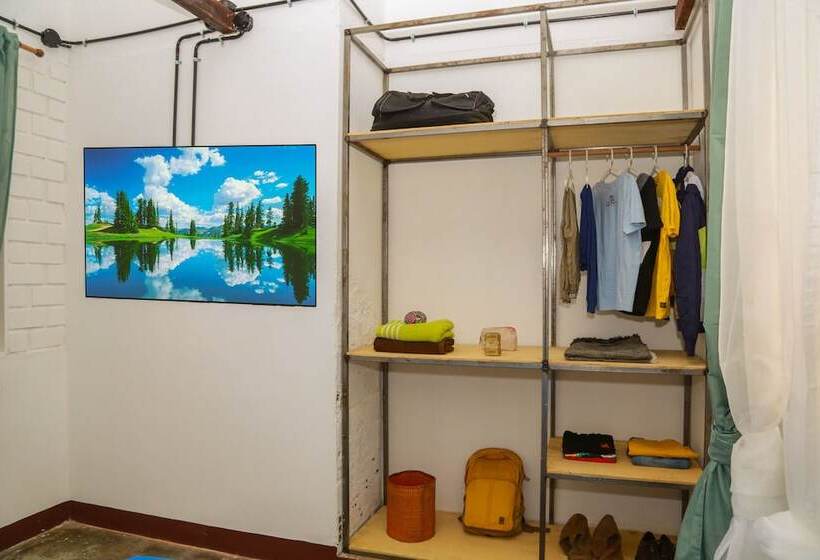 پانسیون Yaku Eco House