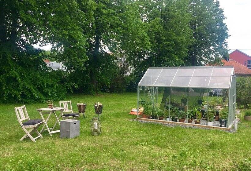 Pensionat Kanalvillan