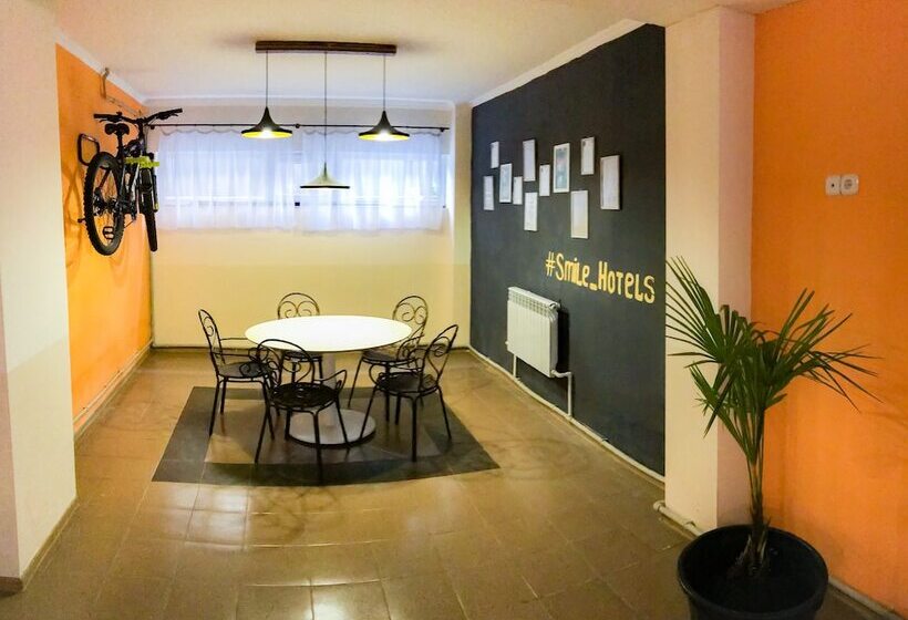 استراحتگاه Smile Hotels