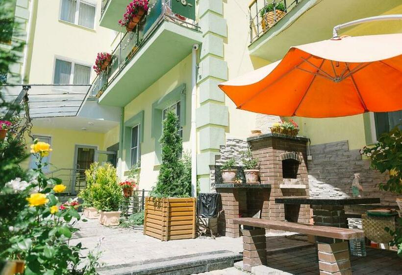 استراحتگاه Spa Villa Jasmin