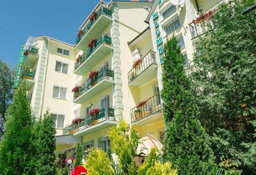 استراحتگاه Spa Villa Jasmin