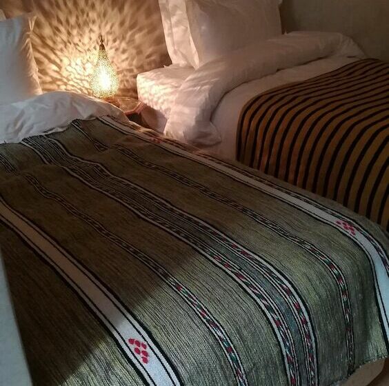 Riad Achwaq