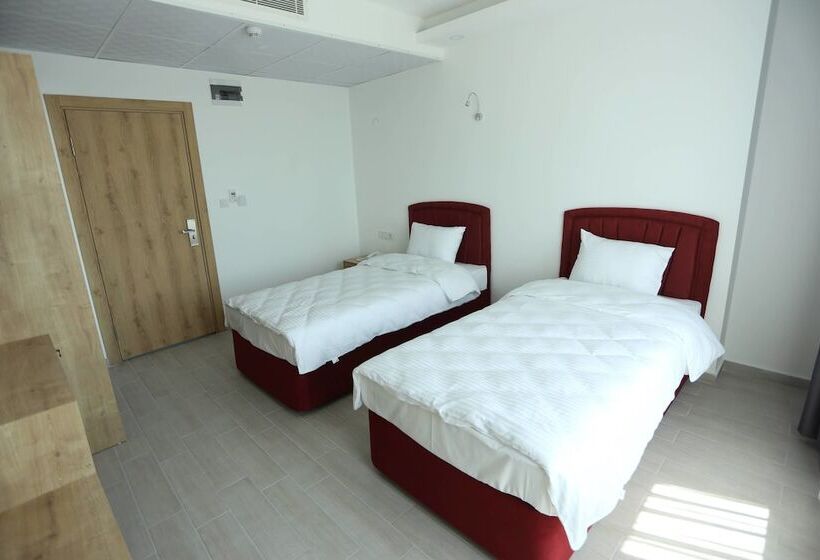 Rota 17 Otel