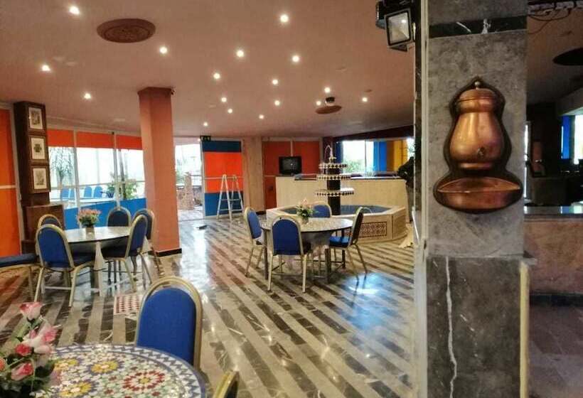 Senhaja Hotel   Hostel