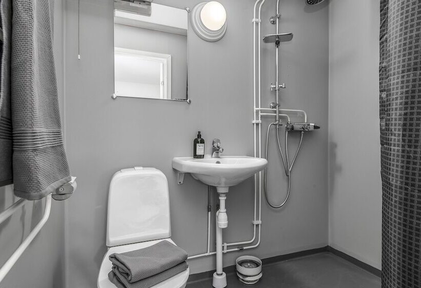 Tallbackens Gård & Vandrarhem Hostel