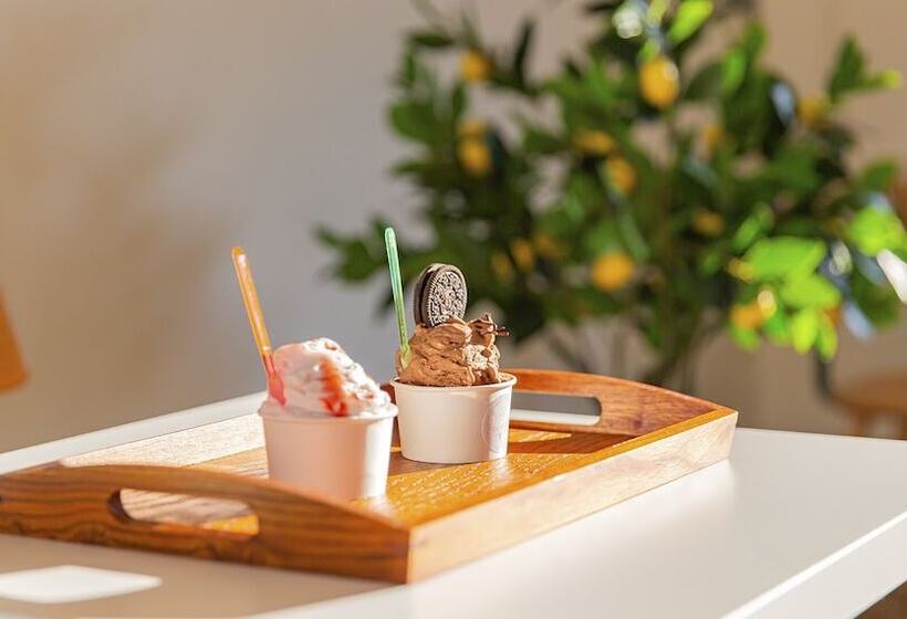 Anmyeondo Tamarind Pension