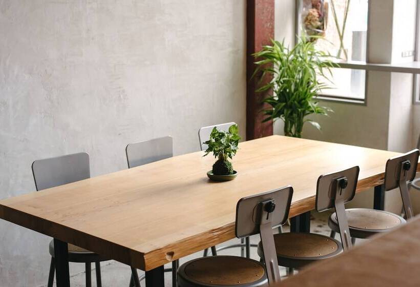 Why Kumano Hostel & Cafe Bar