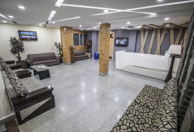 Wowstayz Hotel Sapphire