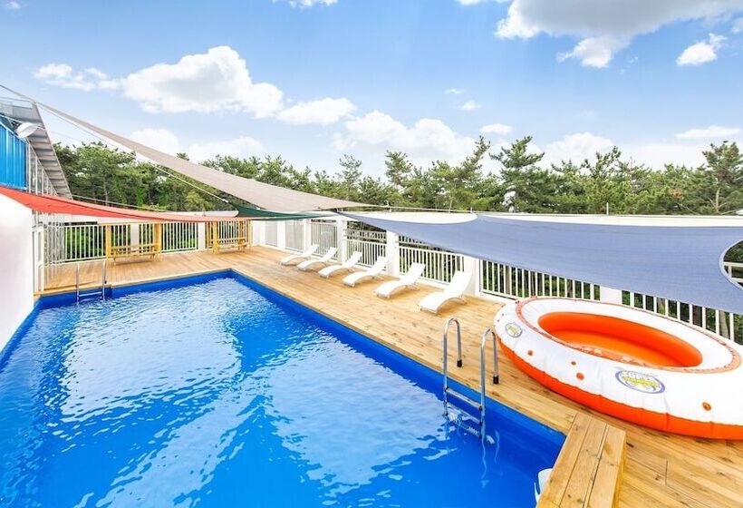 Yeongheungdo Tour Pension