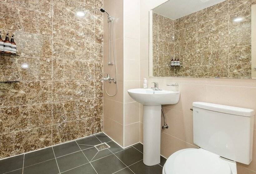 Yeongheungdo Tour Pension