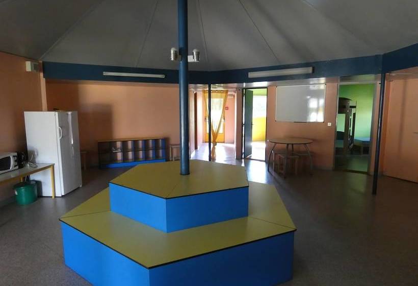 فندق صغير Bungalows Au Chateau De La Croix