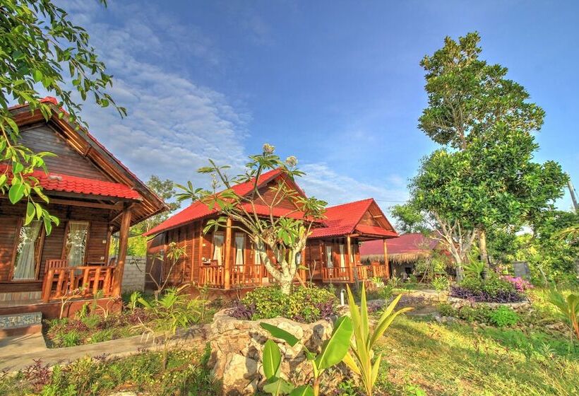 مبيت وإفطار Ayu Hill Bungalows