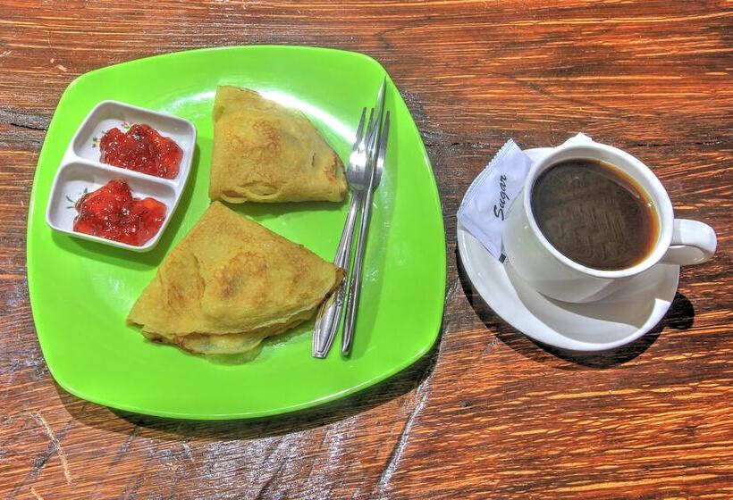 مبيت وإفطار Ayu Hill Bungalows