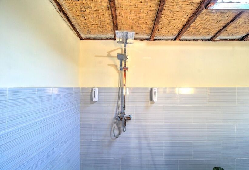 مبيت وإفطار Ayu Hill Bungalows