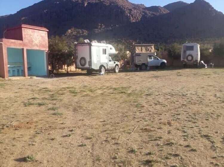 تختخواب و صبحانه Camping La Vallee De Tarsouate