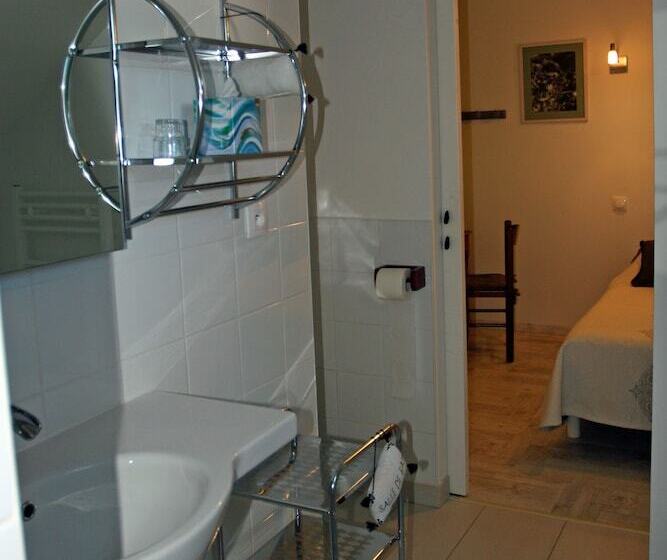 مبيت وإفطار Chambres D'hôtes Les 3 Vallées