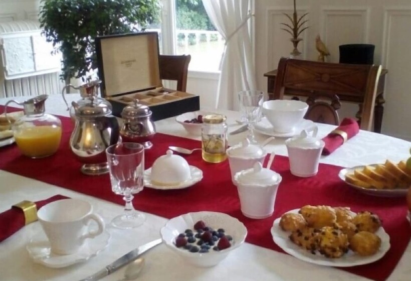 ベッドアンドブレックファースト Chateau De La Chasse Beauvais