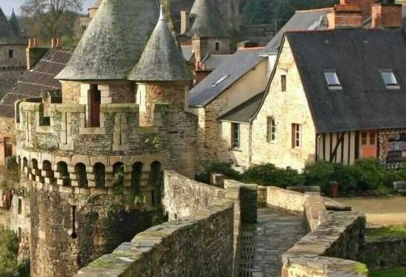 צימר Chateau De La Chasse Beauvais