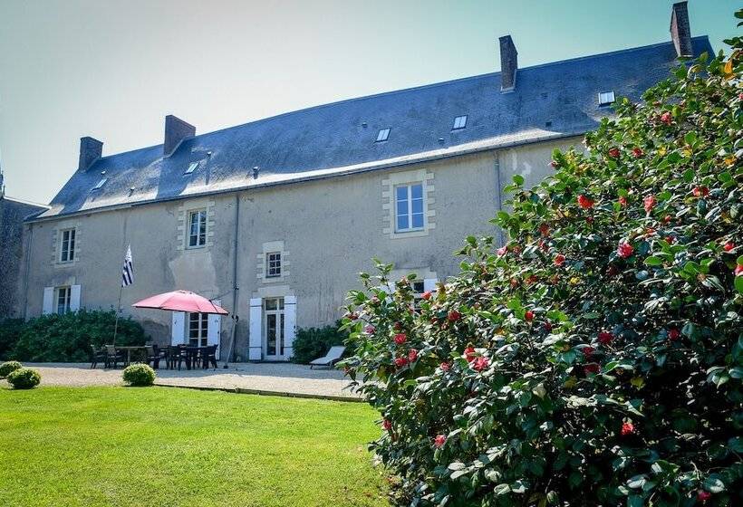 مبيت وإفطار Château De La Grand'cour