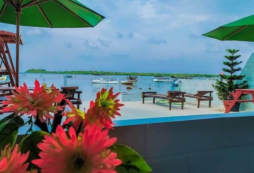 مبيت وإفطار Homestay Jsku Karimunjawa